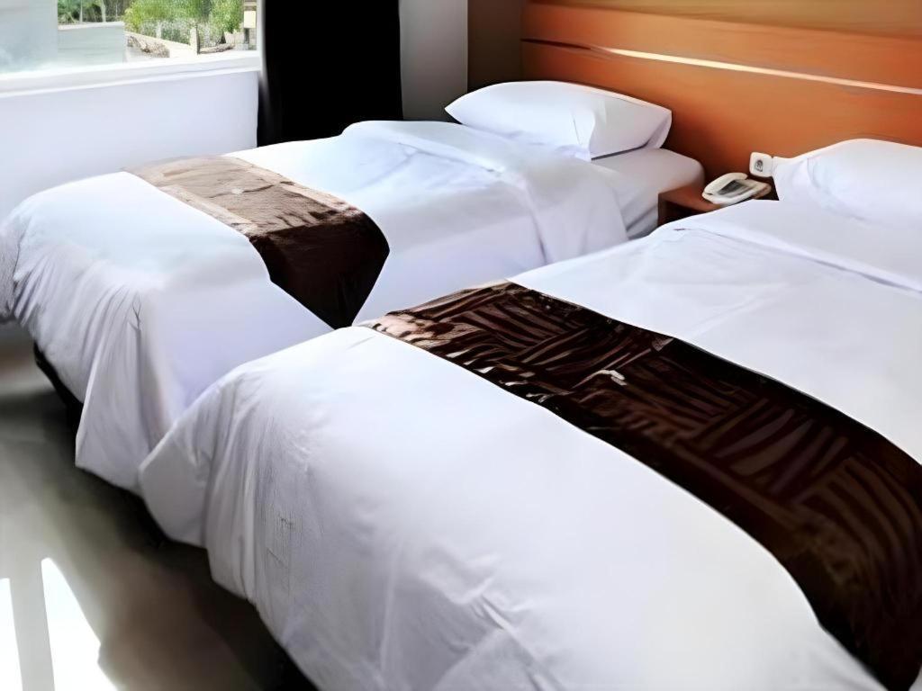 Guest House Nozz Semarang Exterior photo