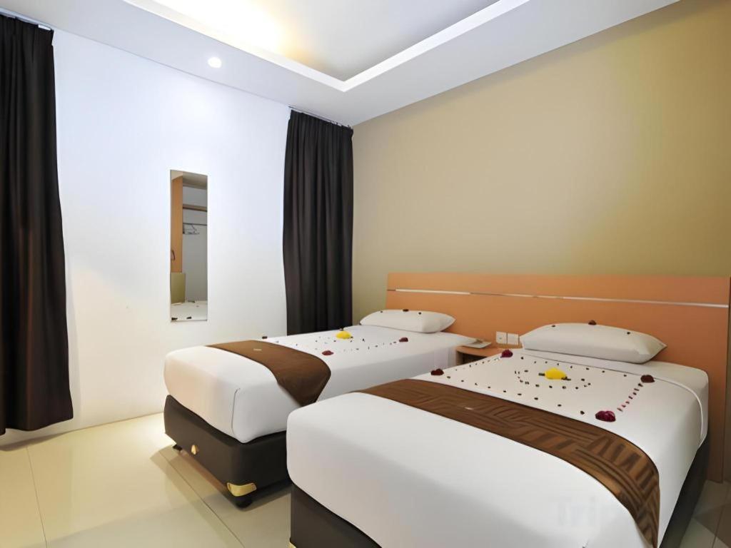 Guest House Nozz Semarang Exterior photo