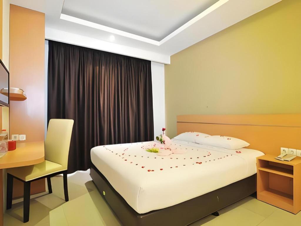 Guest House Nozz Semarang Exterior photo